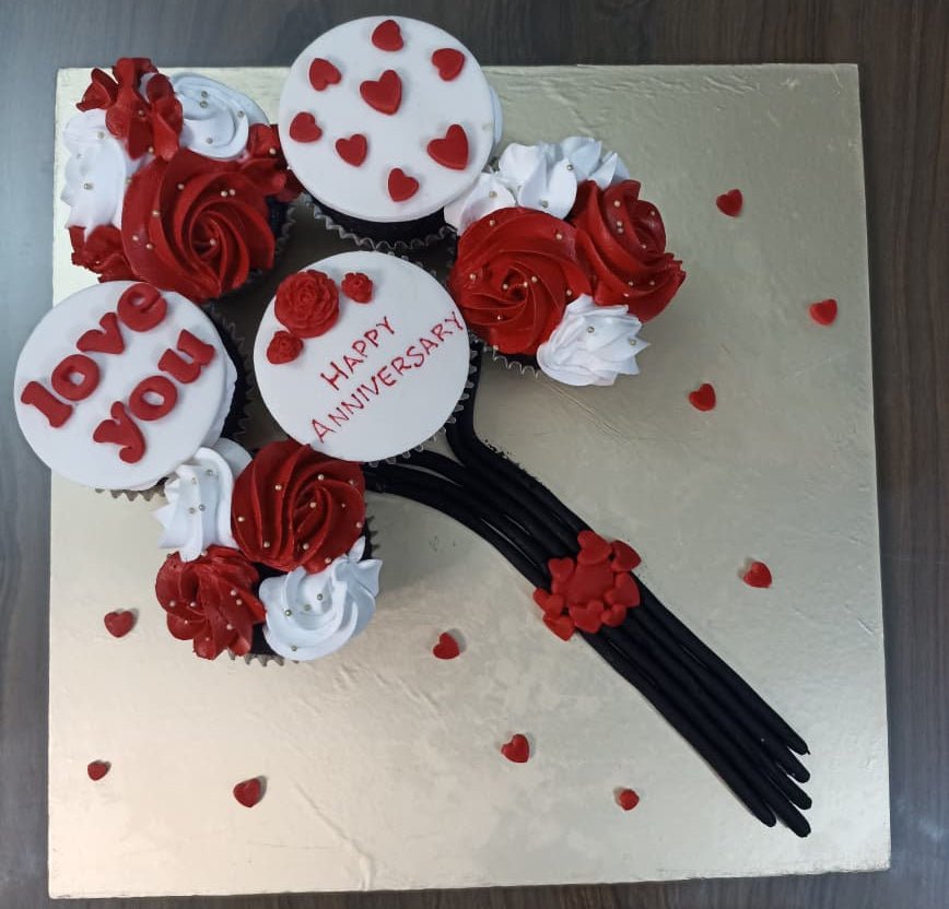 Cupcakes Bouquet | cupcake flower bouquet near me - Muffin Club