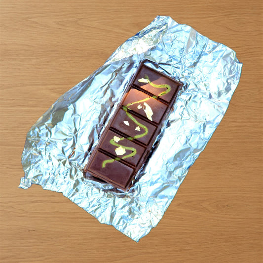 Kunafa Chocolate Bar in Pakistan - Dubai Chocolate - Muffin Club