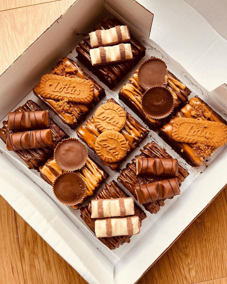 Chocolate Fudge Brownie - Muffin Club